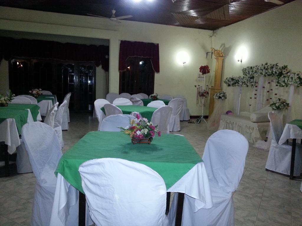 Hansika Guest Inn Buttala Extérieur photo
